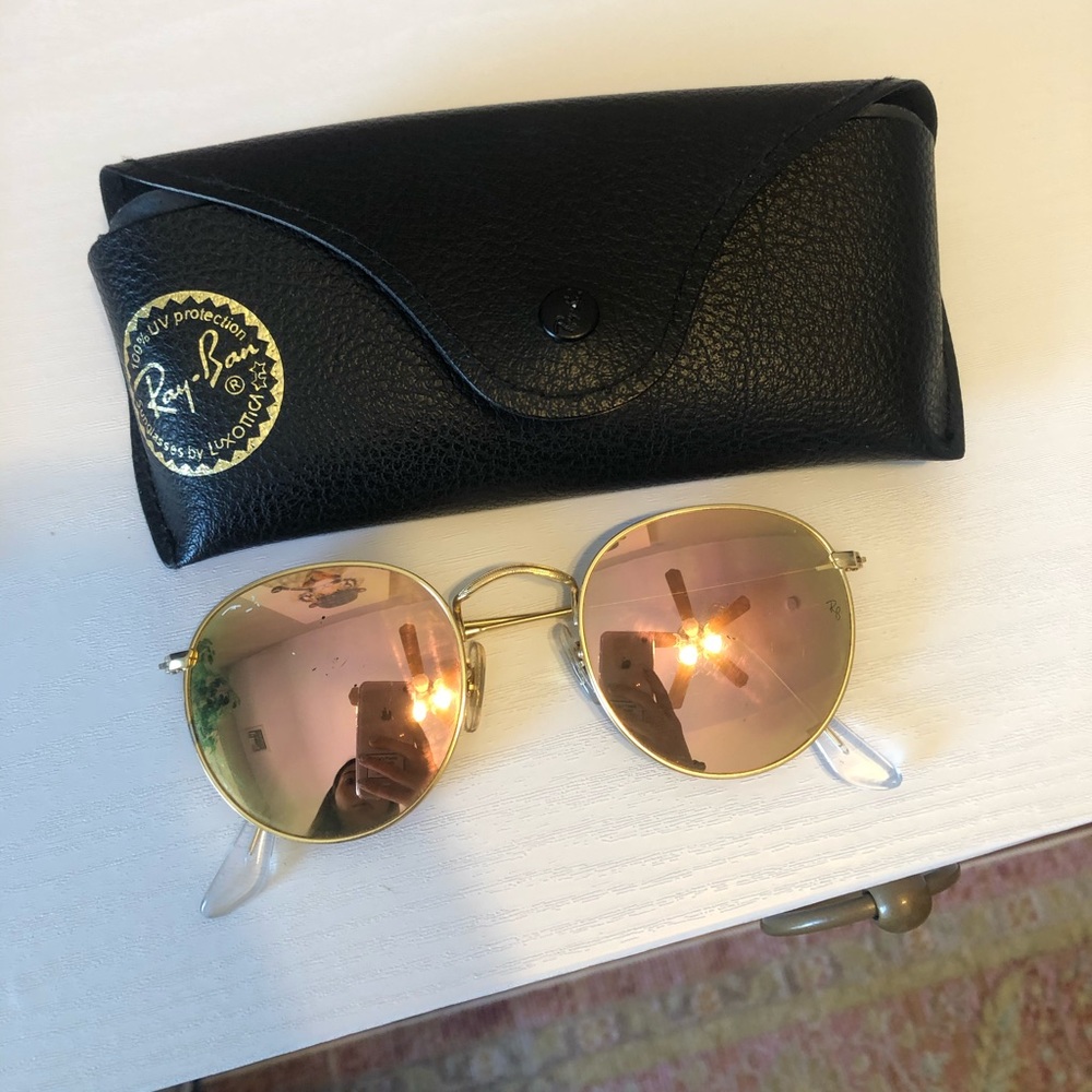 Rose gold reflective circle ray bans